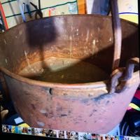 chaudron cuivre / 55 cm/ ht 25 .ni caboss� , ni perc� , seulement �  pr�voir nettoyage 120 Malemort-sur-Corr�ze (19)