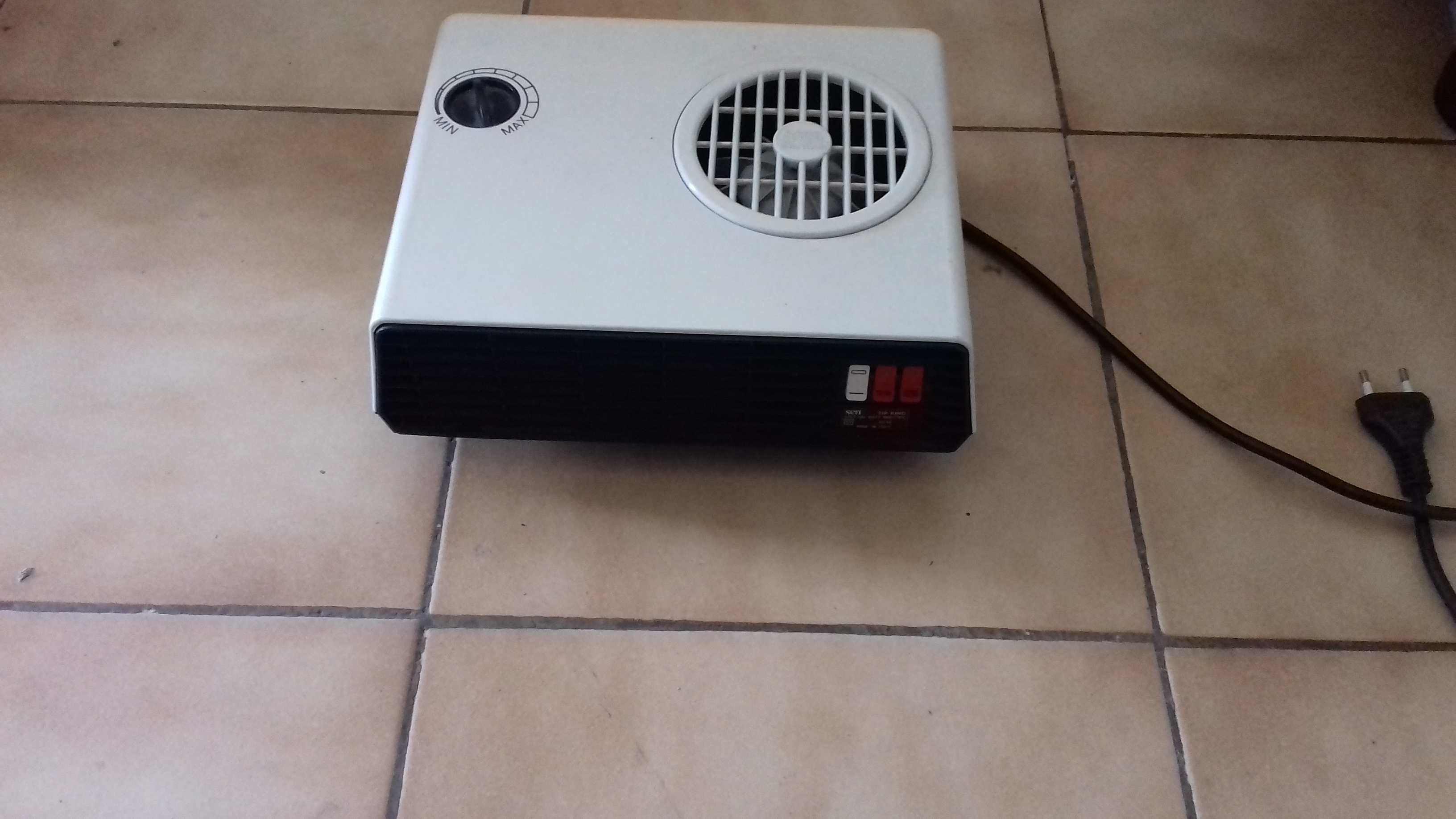 Chauffage d'appoint SEN  -  1500/2000  Watts
20 Sept�mes-les-Vallons (13)