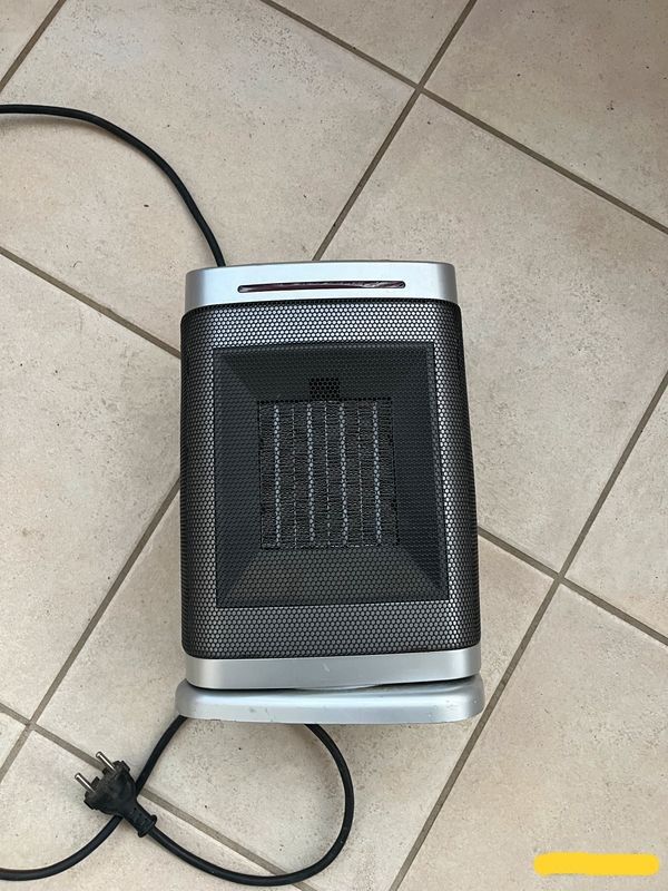 Chauffage d'appoint �lectrique D�longhi soufflant et rotatif 20 Thoiry (01)