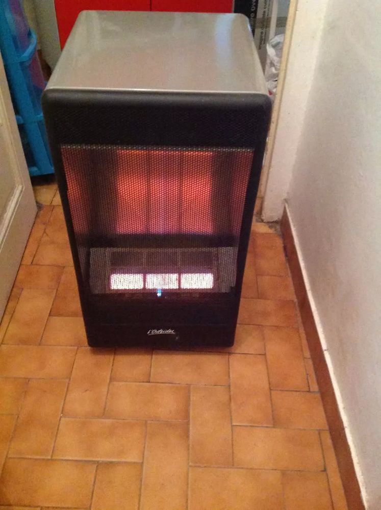 Chauffage d'appoint en tr�s bon �tat occasion.
85 Lyon 2 (69)