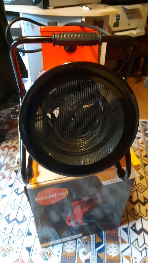 chauffage de chantier 3000 w jamais servi 45 Beaucourt (90)