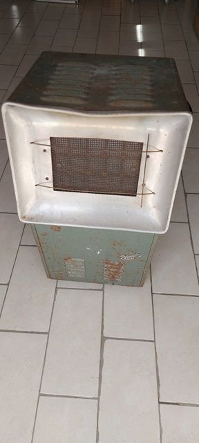 Chauffage Radiant sur roulettes Vintage des Ann�es 50 38 Cellule (63)