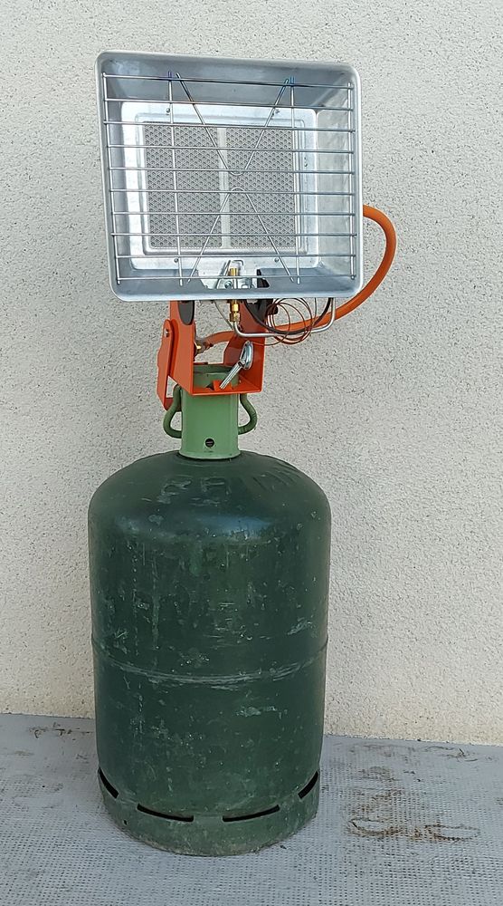 Chauffage gaz radiant
60 Poc�-sur-Cisse (37)