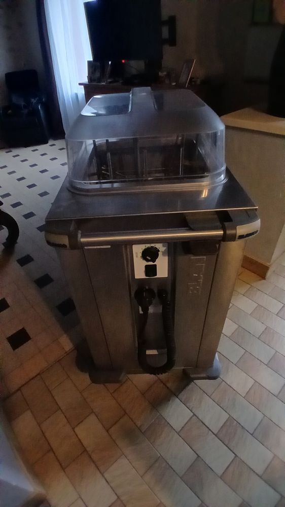 CHAUFFE ASSIETTE 250 Dhuisy (77)