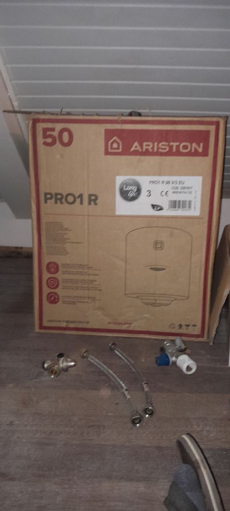 Chauffe eau 50 Le Diamant (97)