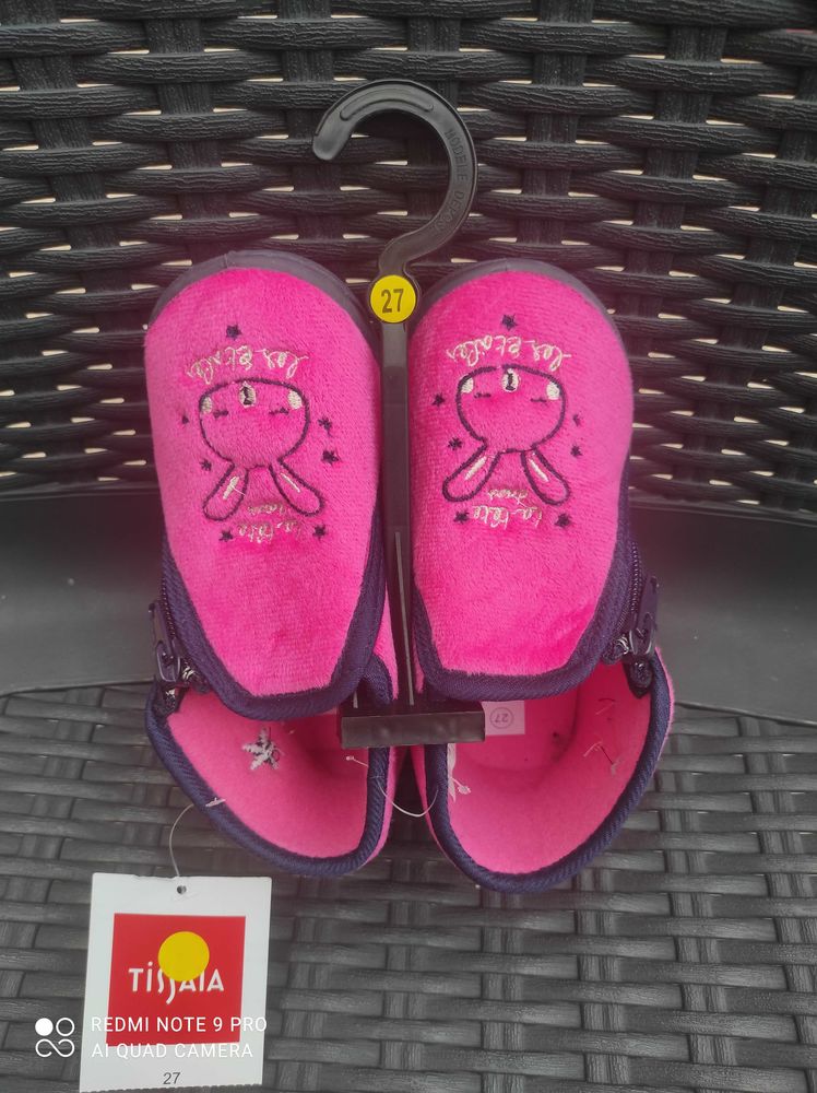 chaussons fille neufs pointure 27 4 Elliant (29)