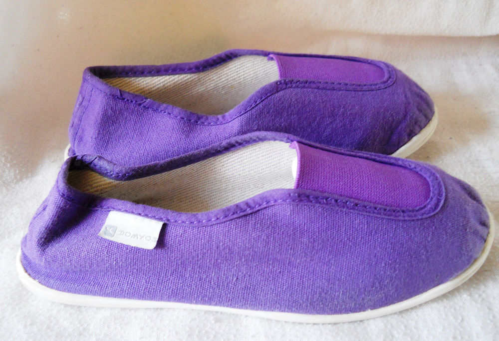 CHAUSSONS DE GYMNASTIQUE NEUFS pointure 30 5 Aubervilliers (93)