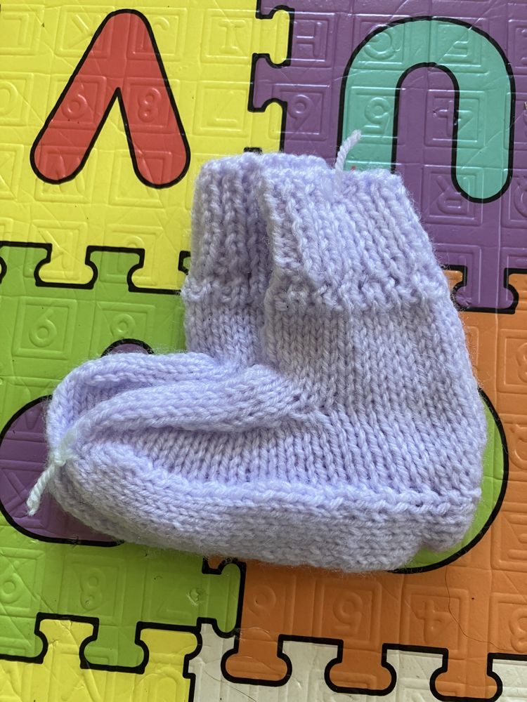 chaussons neufs en laine faits � la main taille 6 mois 2 Br�m�nil (54)