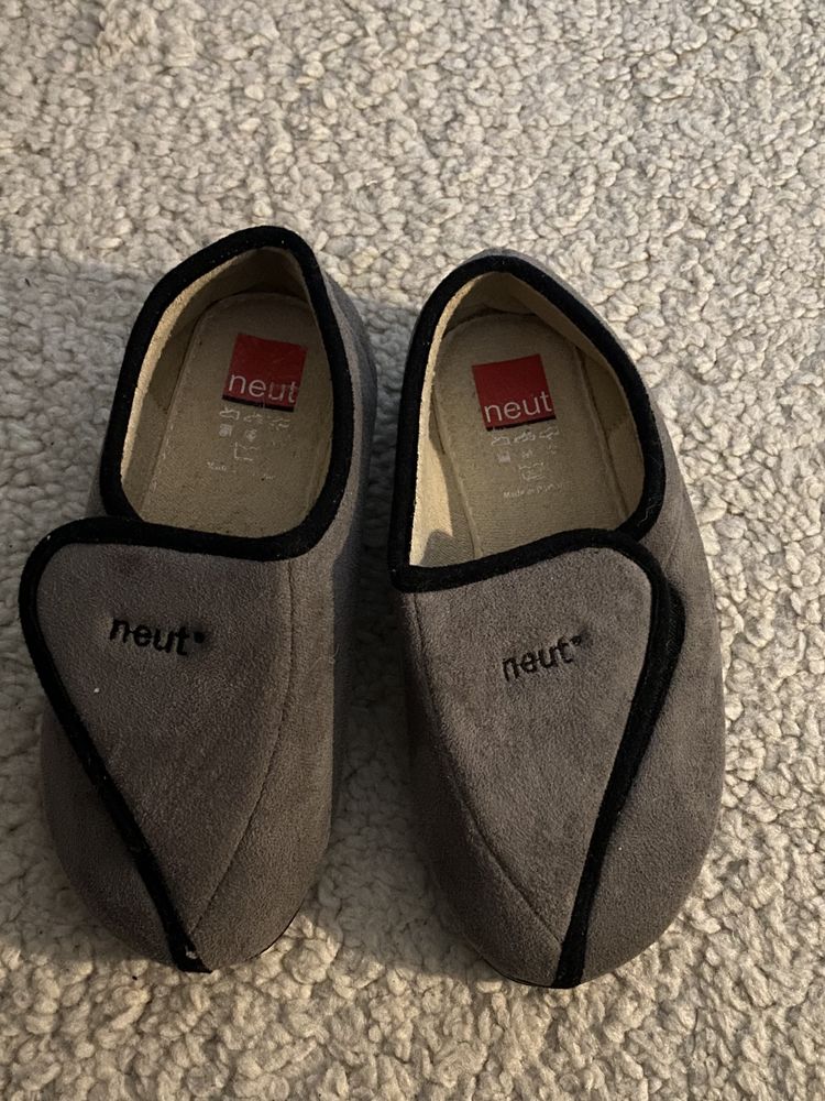 Chaussons pieds sensibles 17 Bois-Colombes (92)