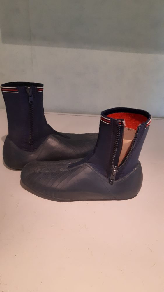 chaussons pour sport nautique 18 Brignais (69)