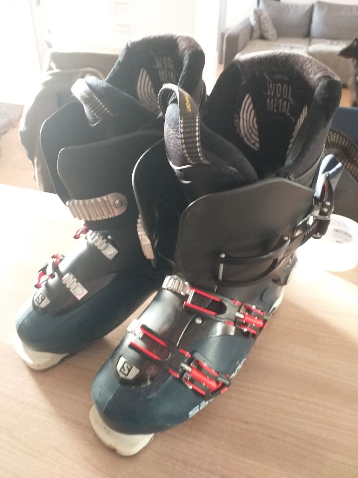 CHAUSSUR HOMME DE SKI 100 Mauvezin (32)