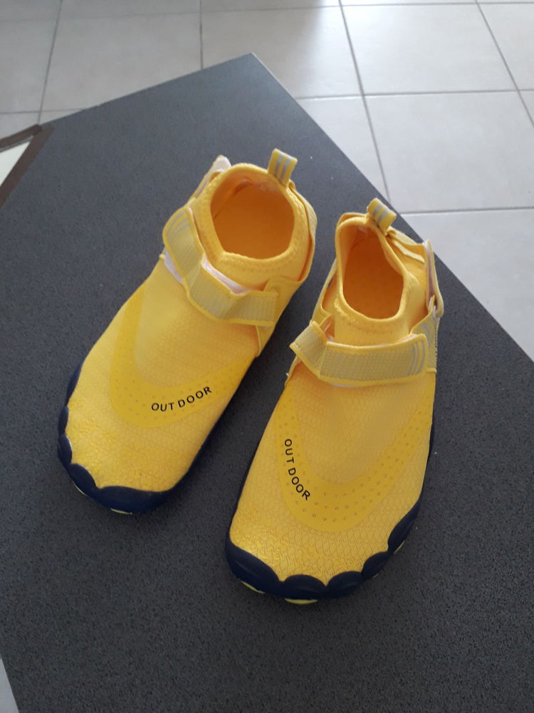 Chaussure d'eau antid�rapante 35 Thorign�-d'Anjou (49)