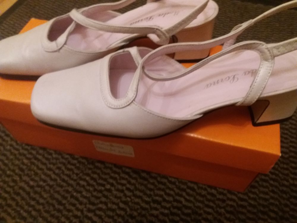 Chaussure blanc cass� 6 Avignon (84)