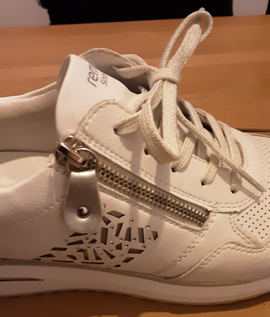 Chaussure Femme Blanche D�tails Mode 40 Gournay-en-Bray (76)