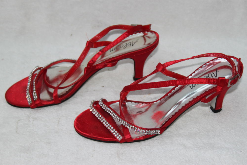 Chaussure femme rouge 4 Montigny-Lencoup (77)