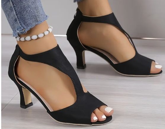 Chaussure femme � talon ouverte devant. Neuves. P 40 20 Saint-Marcellin (38)