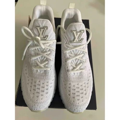 chaussure louis Vuitton 700 Montoire-sur-le-Loir (41)