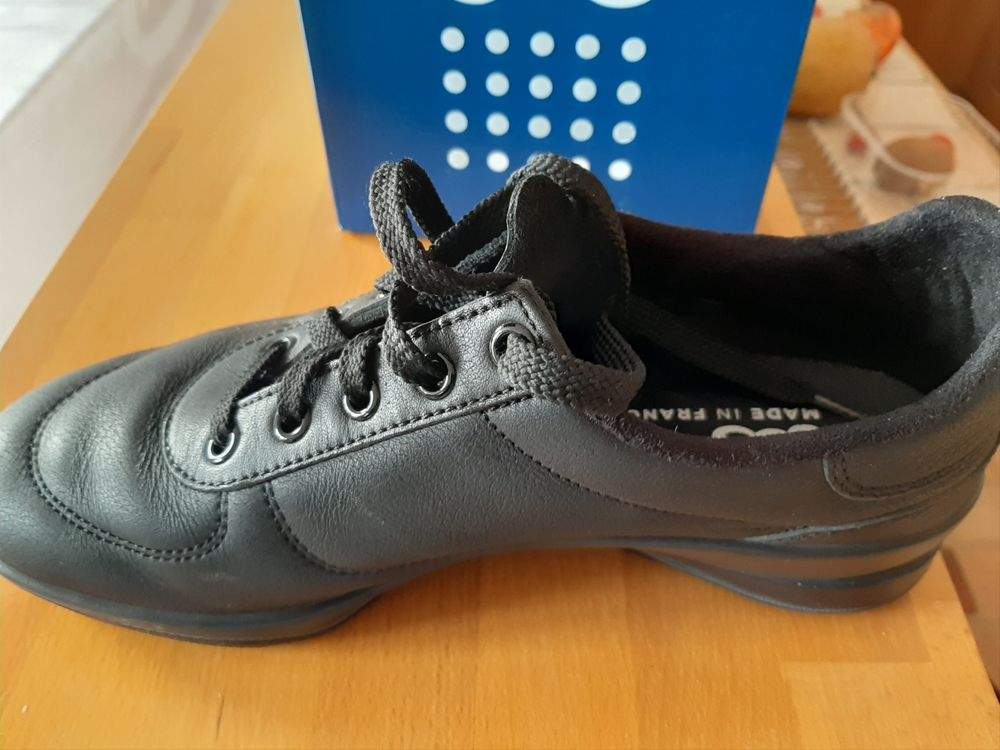 chaussure   de marche    femme  TBS NOIRE T 41 50 S�es (61)