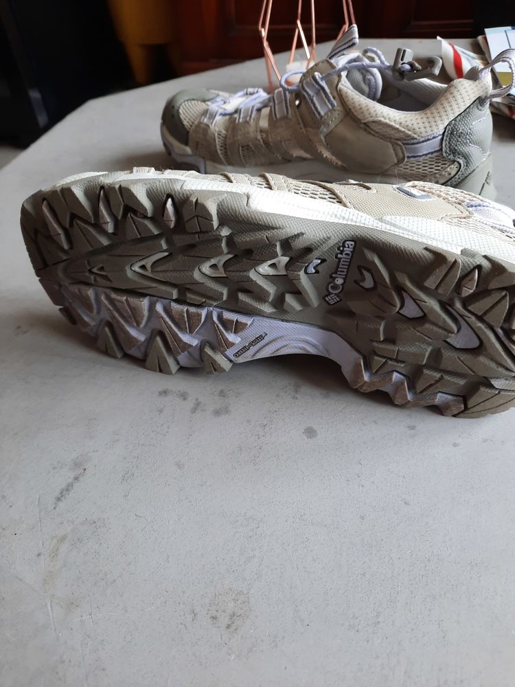 Chaussure marche/sport aquatique marque COLUMBIA 15 Saint-Etienne (42)