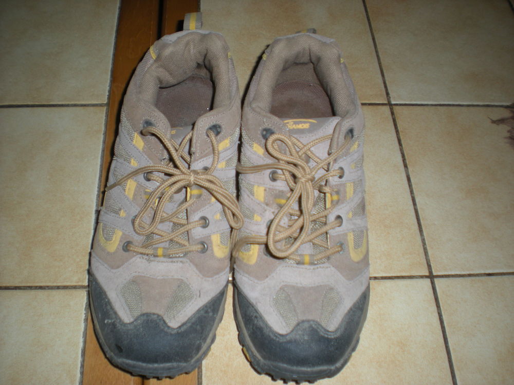 CHAUSSURE DE MARCHE 20 Saint-Junien (87)