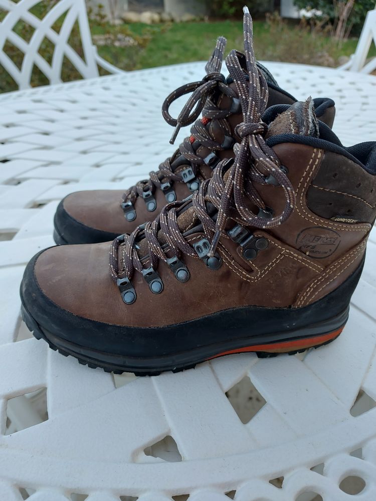 Chaussure de montagne 50 Nay (64)