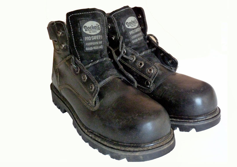 Chaussure montante noir � la�age. 30 Alfortville (94)