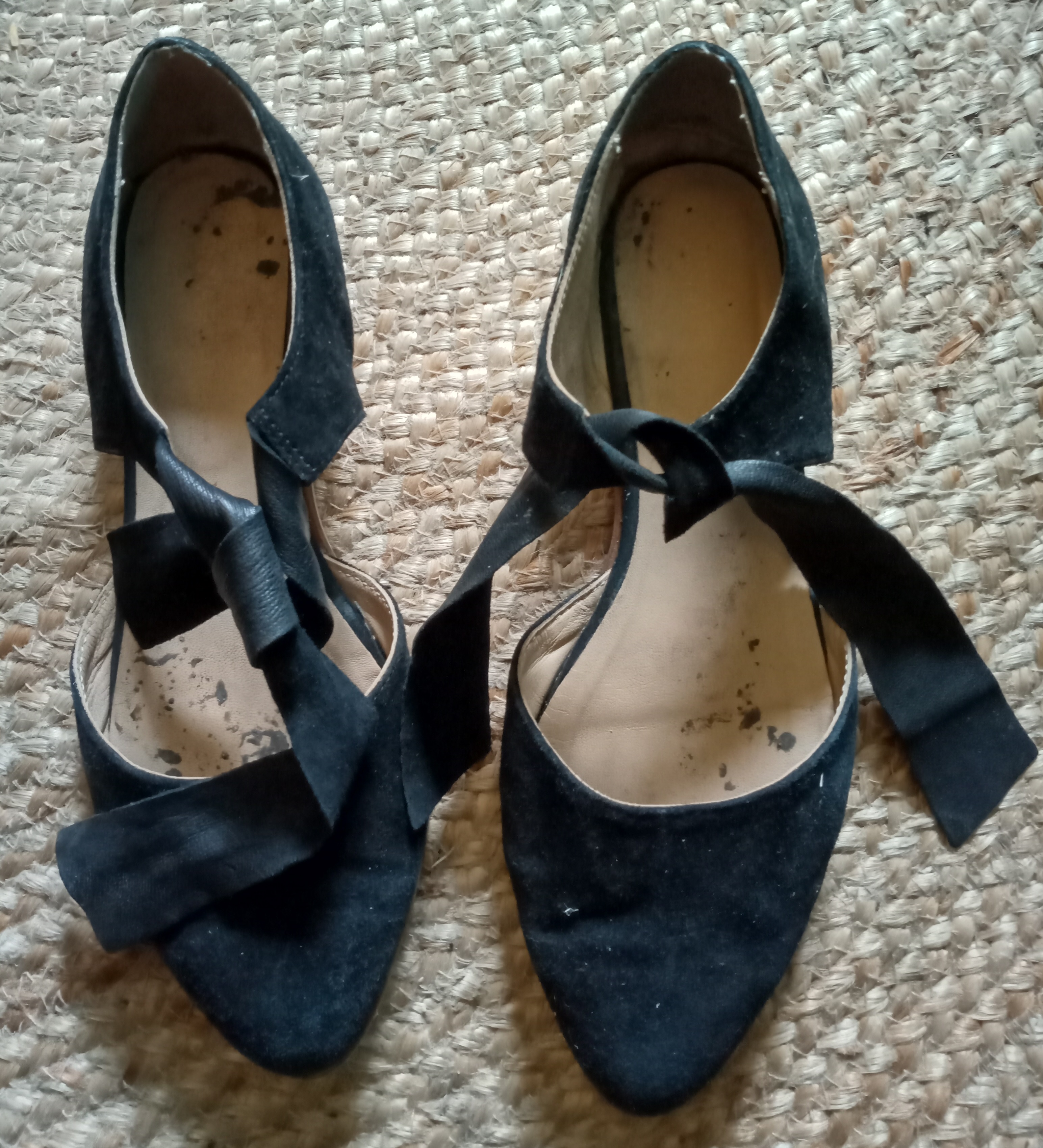 Chaussure noire plate � lacets - taille 40 7 Beauchamp (95)