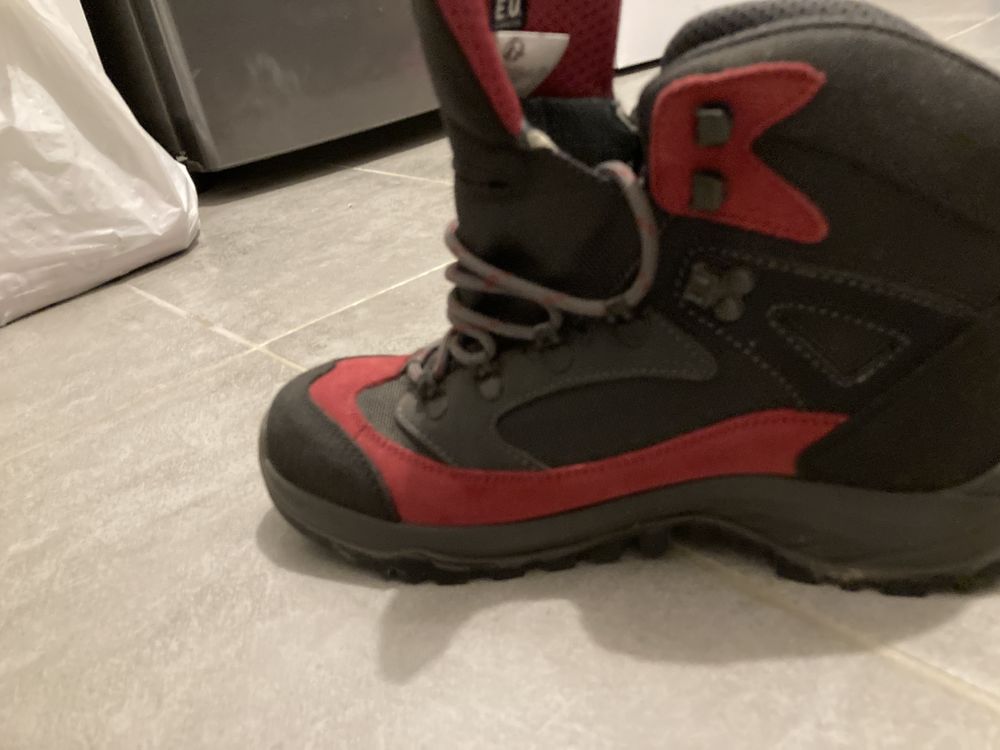 Chaussure de randonn�e 40 Croutelle (86)