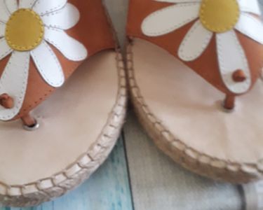 chaussure, sandalettes en cuir marron avec 1 fleur neuf 36 Argel�s-sur-Mer (66)