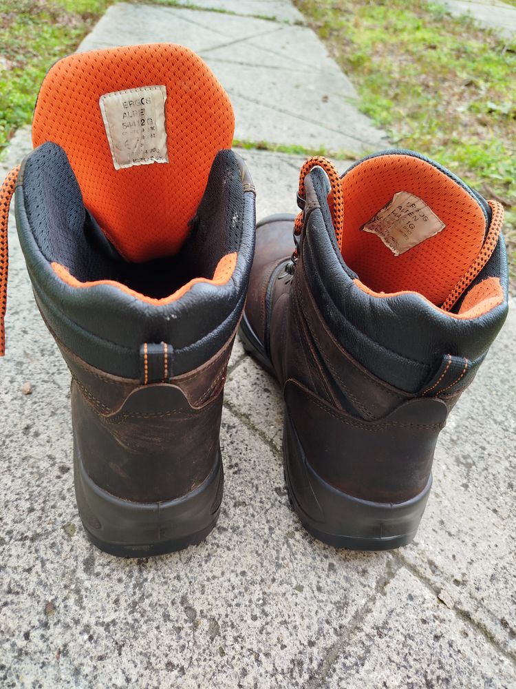 chaussure  de securit� montante de marque ergo pointure 41 30 Reims (51)