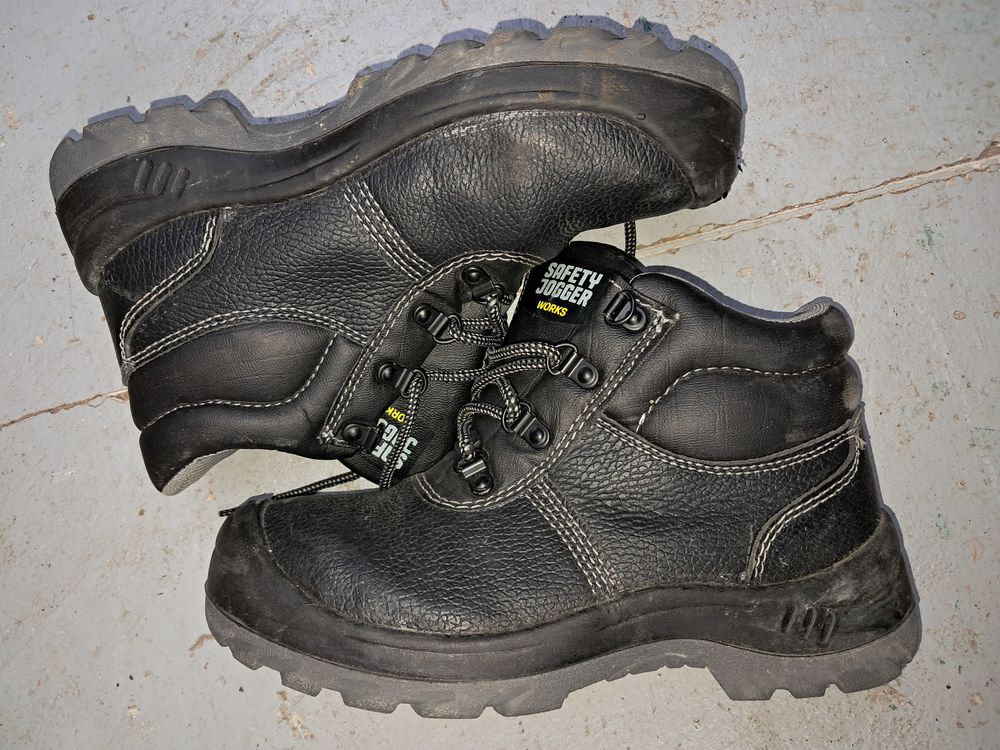 Chaussure de s�curit� 20 Thennes (80)