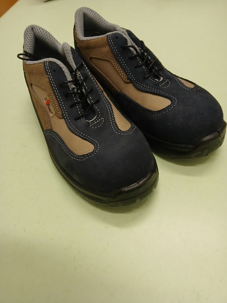 chaussure de s�curit� 0 Louvign�-du-D�sert (35)