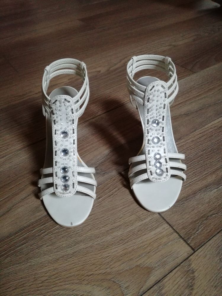 Chaussure � talon aiguille 5 Barentin (76)