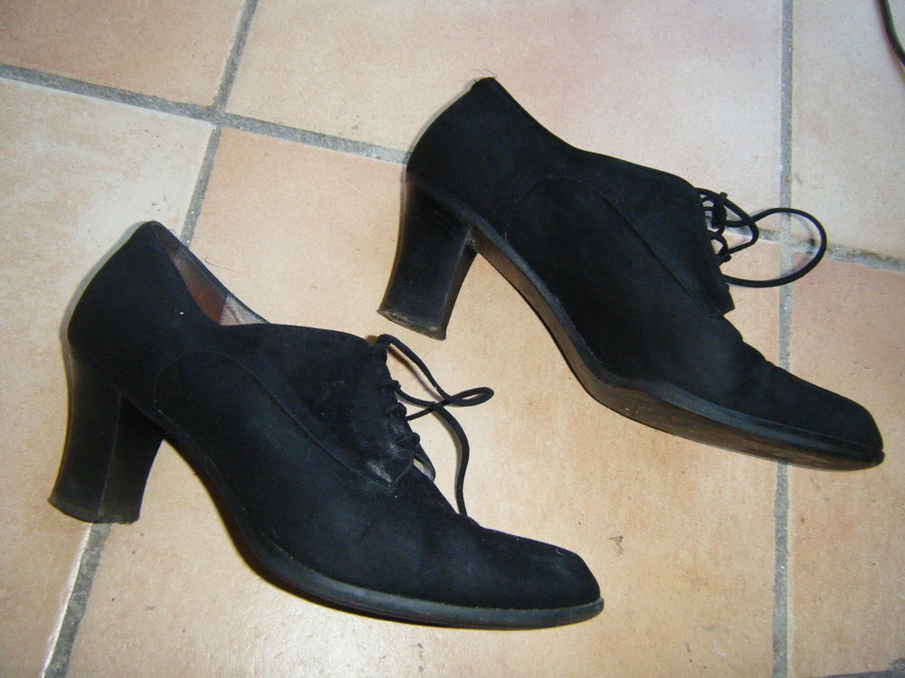 chaussure a talon carre 5 cm taille 37 3 Puym�ras (84)