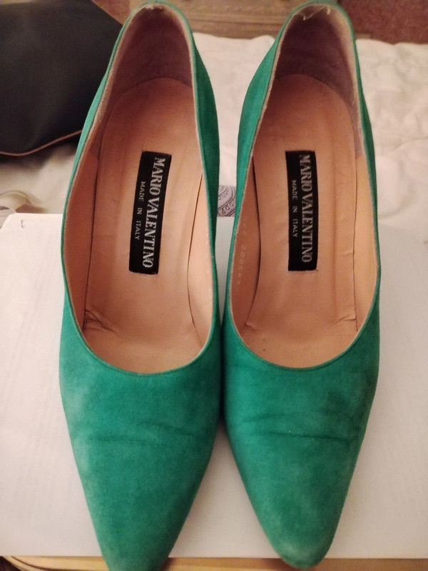 Chaussure a talon verte
3 Alen�on (61)