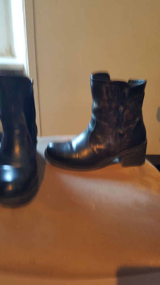 chaussure 5 Villefranche-de-Panat (12)