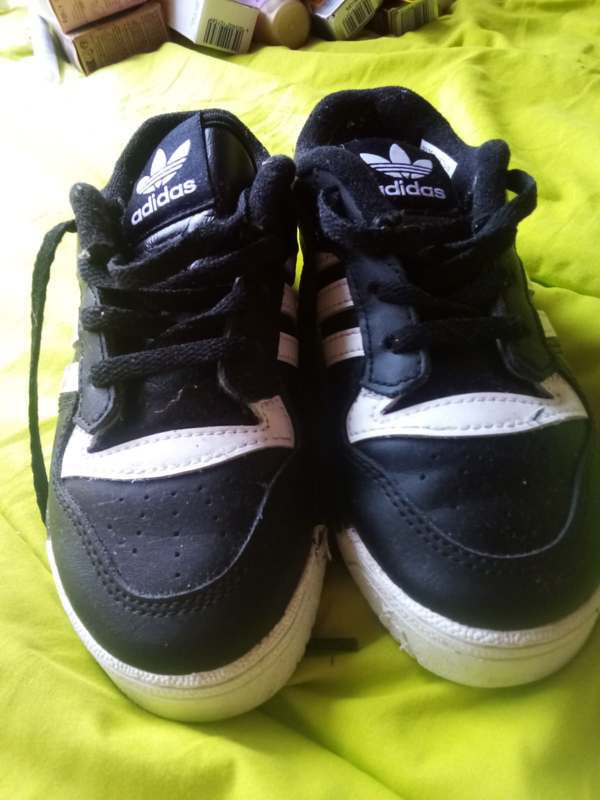 Chaussures adidas noire t30 20 Land�vant (56)