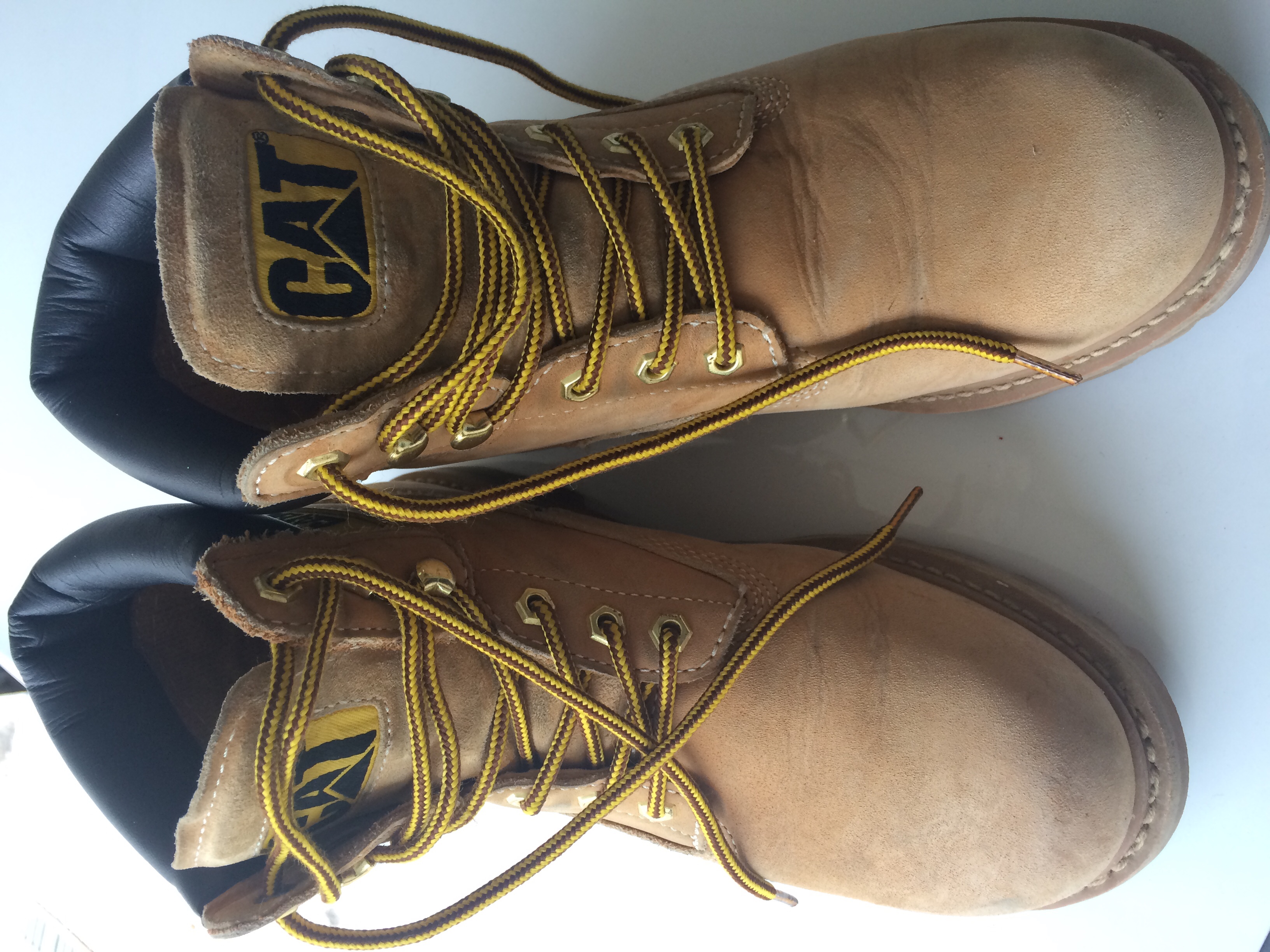 CHAUSSURES 41 CATERPILLAR Mod�le COLORADO. 50 Notre-Dame-d'O� (37)