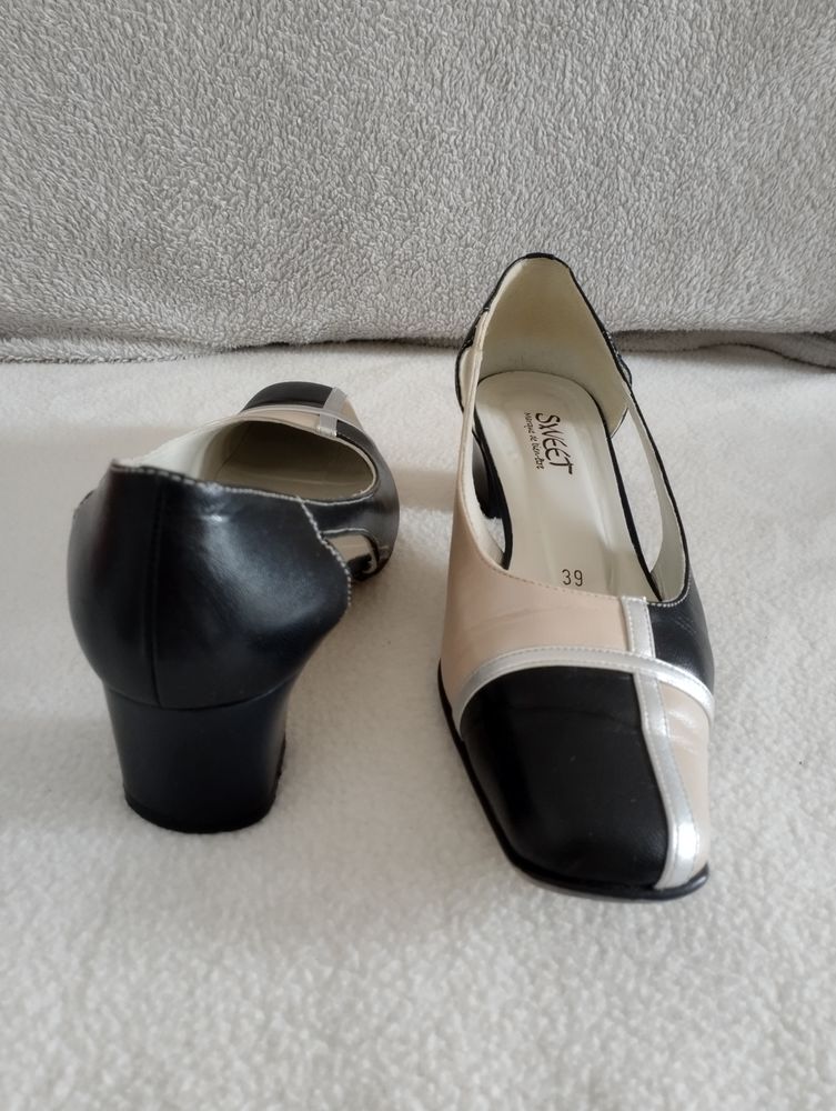 Chaussures en chevreau 25 Louan-Villegruis-Fontaine (77)