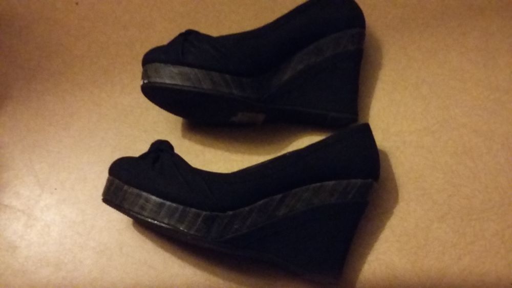 Chaussures  compens�es t. 36 5 Hoenheim (67)