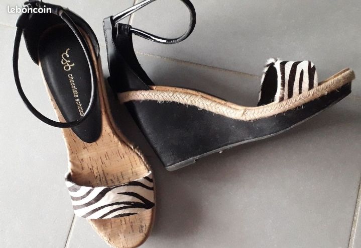 Chaussures compens�es 20 Villeneuve-l�s-Avignon (30)