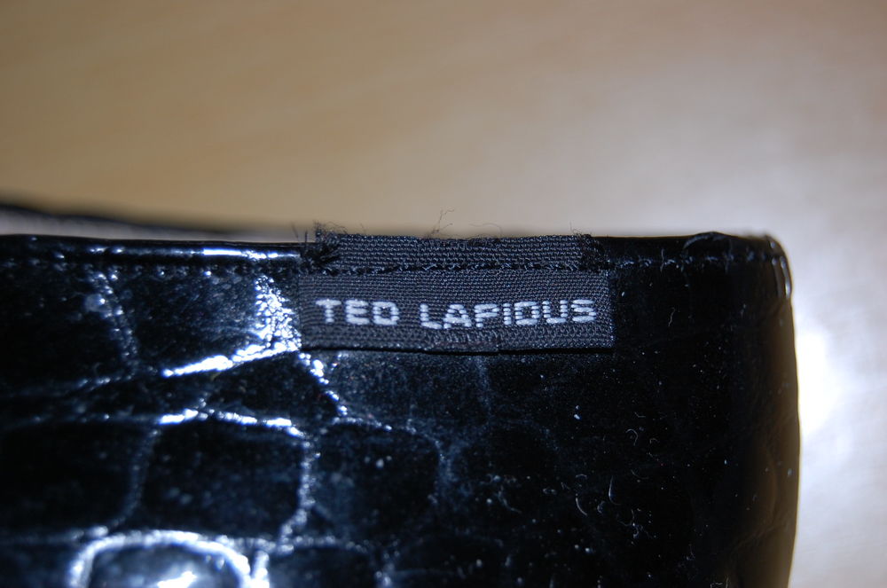 Chaussures en cuir verni noir 9 Wasquehal (59)