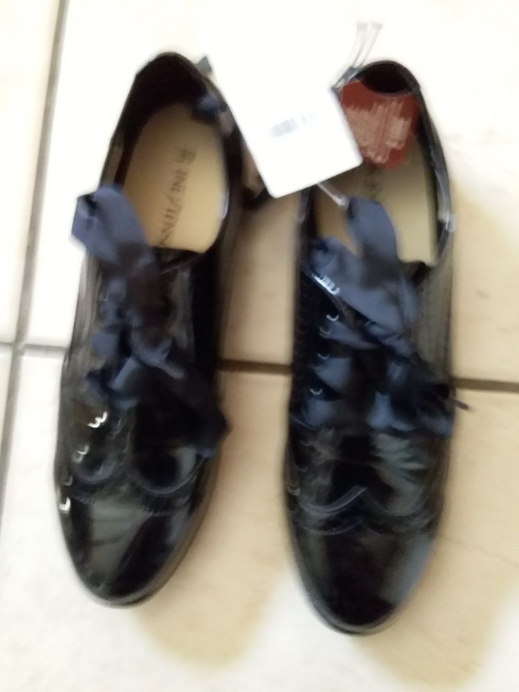 chaussures dame  pointure 39  vernies 25 Balma (31)