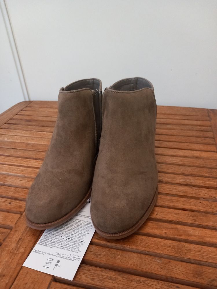 Chaussures dame 30 Montauroux (83)