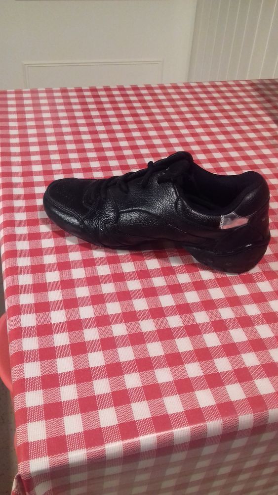 Chaussures de danse en cuir noir pour femme pointure 38 0 Petit-Couronne (76)