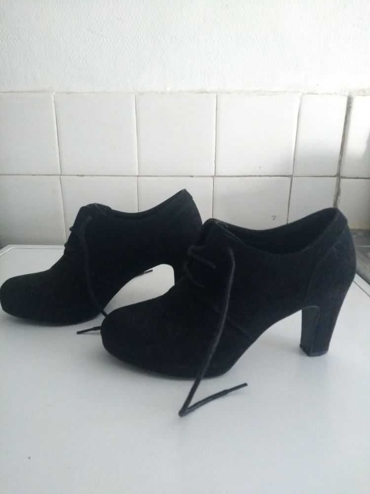 Chaussures femme pointure 38 15 La Mulati�re (69)