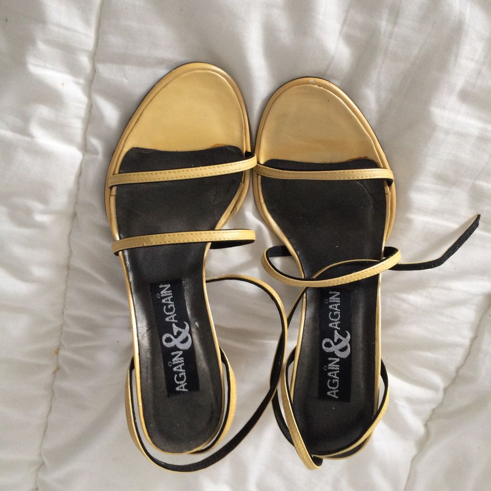 Chaussures femme 10 Saint-Etienne-de-Tulmont (82)