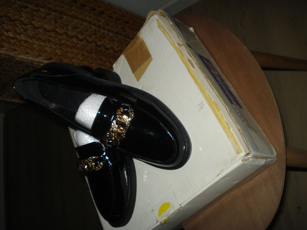 Chaussures femme 25 Saint-Nazaire (44)