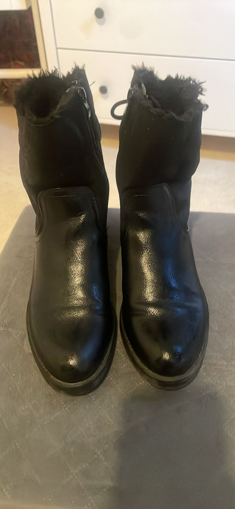 Chaussures femme 15 Croix (59)