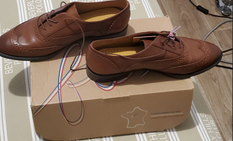 CHAUSSURES FEMMES ERAM DERBIES MARRON 
Prix : 55�
50 Villepinte (93)